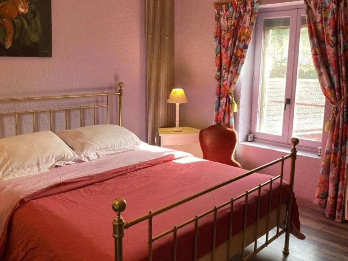 Maisonnet Charmante Avec Piscine, Rando Et Repos - Fr-1-489-131 Arfeuilles 0*,  France